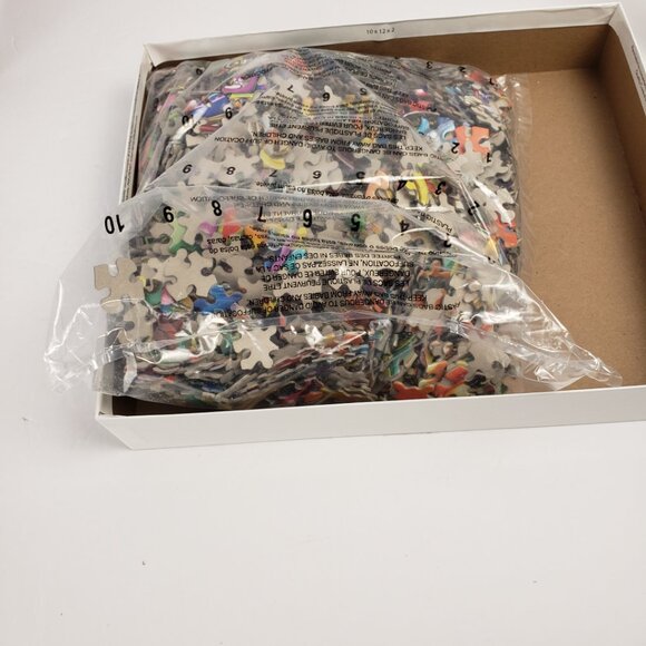 Puzzle Disney 2000pc Amusement Park 38x26 NWT - Picture 10 of 12